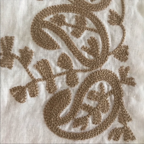 Zoe D. Linen Floral Embroidered Button Blouse - Picture 8 of 13